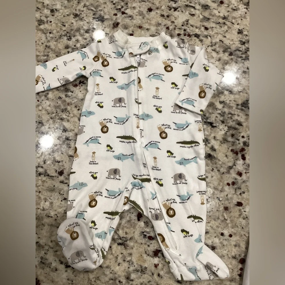 Lot of 2 for baby 3-6M Easter Outfit & Animal Print lg sleeve feet in Onesie EUC